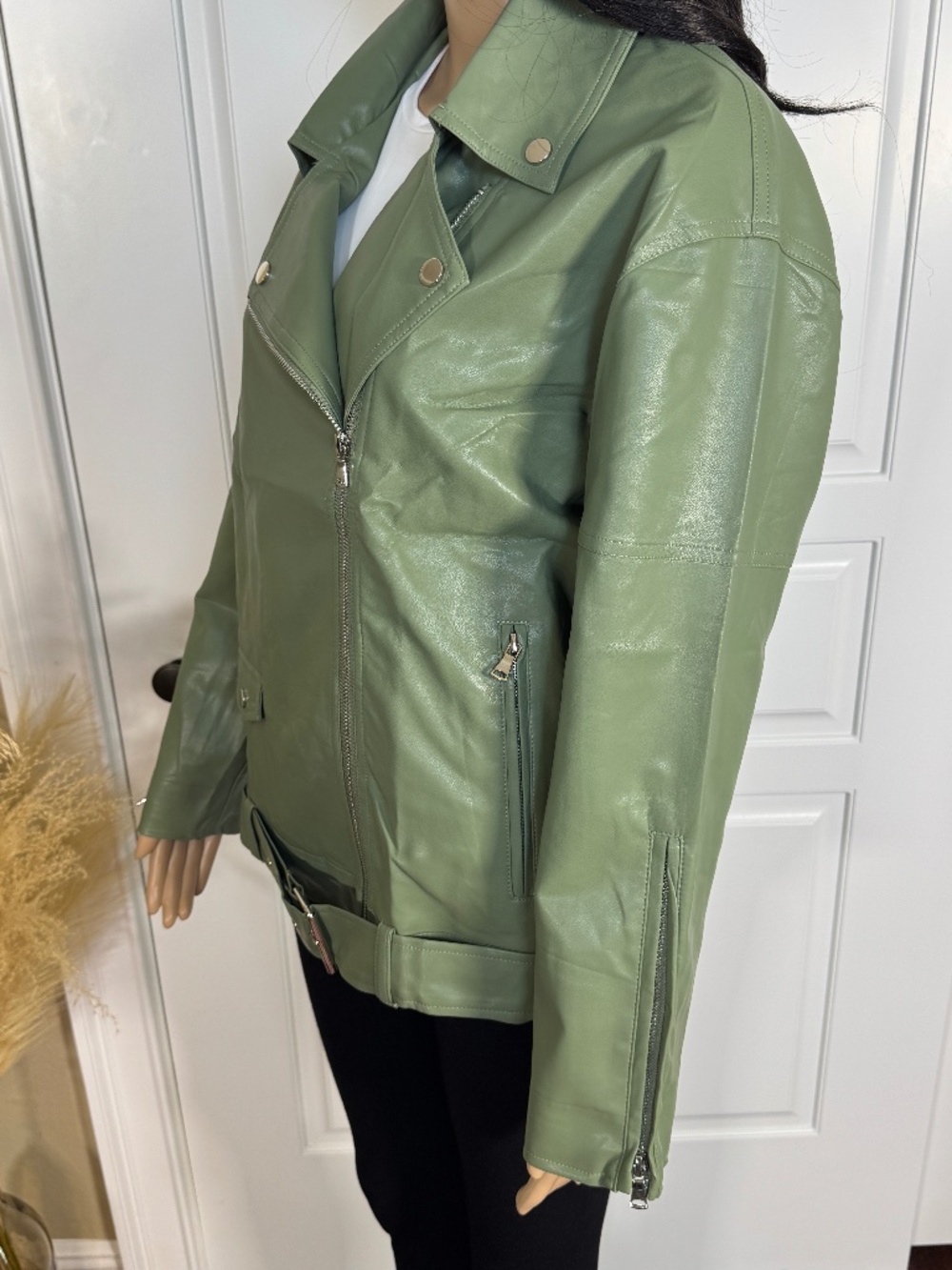 OLIVE GREEN ZIP UP FAUX LEATHER JACKET SIZE S/M - NWOT - Picture 9 of 16